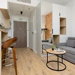 Wola Business Kasprzaka By Renters 4* Βαρσοβία