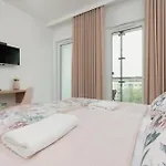 Wola Business Kasprzaka By Renters 4*