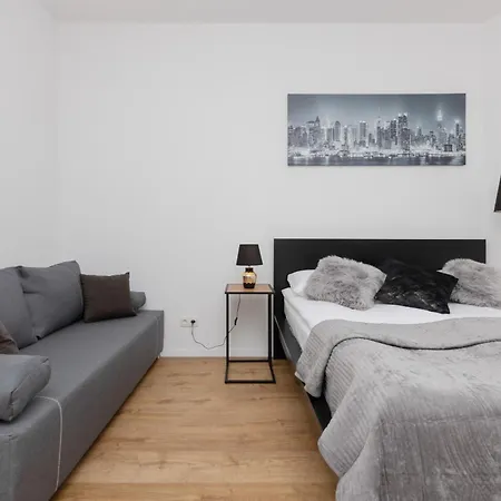 Wola Business Kasprzaka By Renters 公寓式酒店 4*