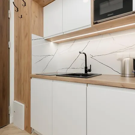 Wola Business Kasprzaka By Renters Apartahotel 4*