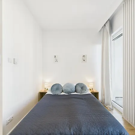 Wola Business Kasprzaka By Renters Varsovie